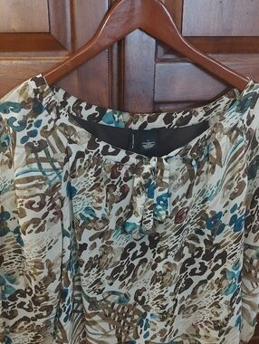 new directions Teal, Brown & Cream Abstract Animal-Print Keyhole Blouse